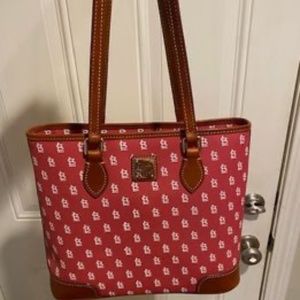 Dooney & Bourke STL cardinal Handbag